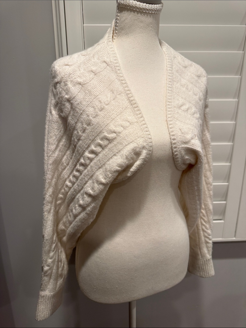 Ivory Cable Knit Open-Front Women’s bolero